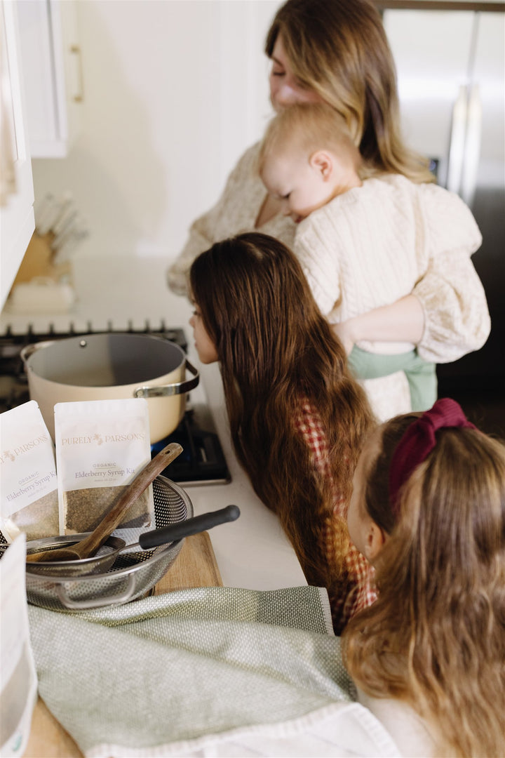 Organic Elderberry Syrup Kit