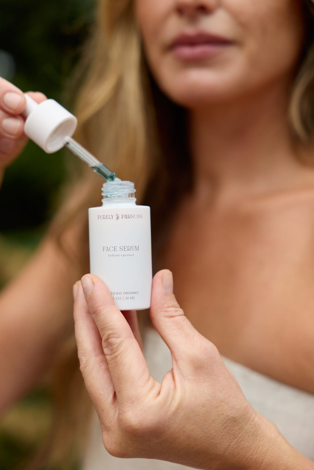 Face Serum: Hydrate + Protect